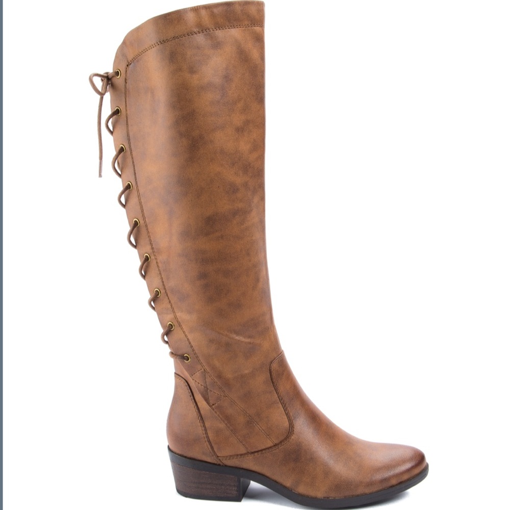 NWOT barefoot laced up riding boots size 8